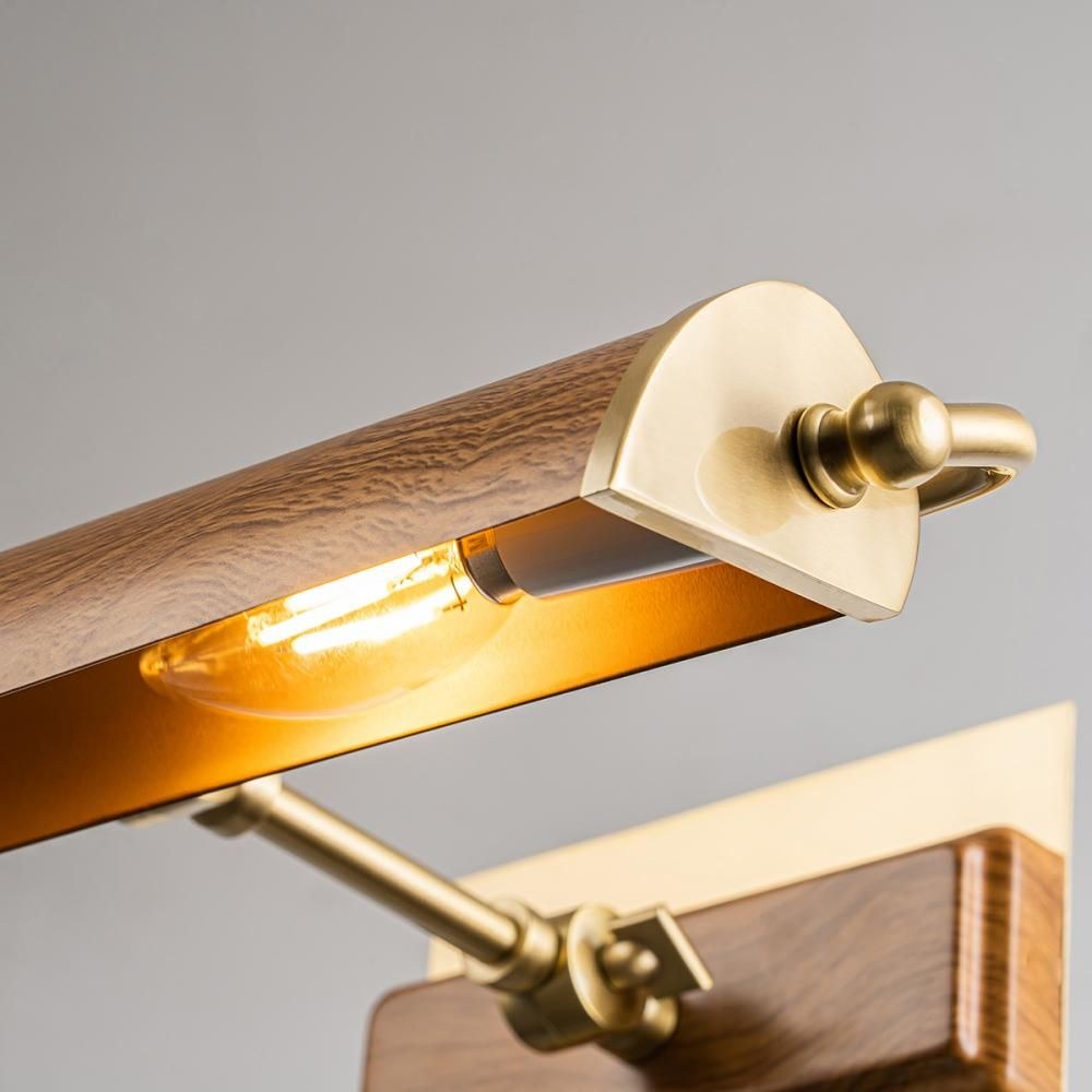 WINCHFIELD-PLM-AB-OAK