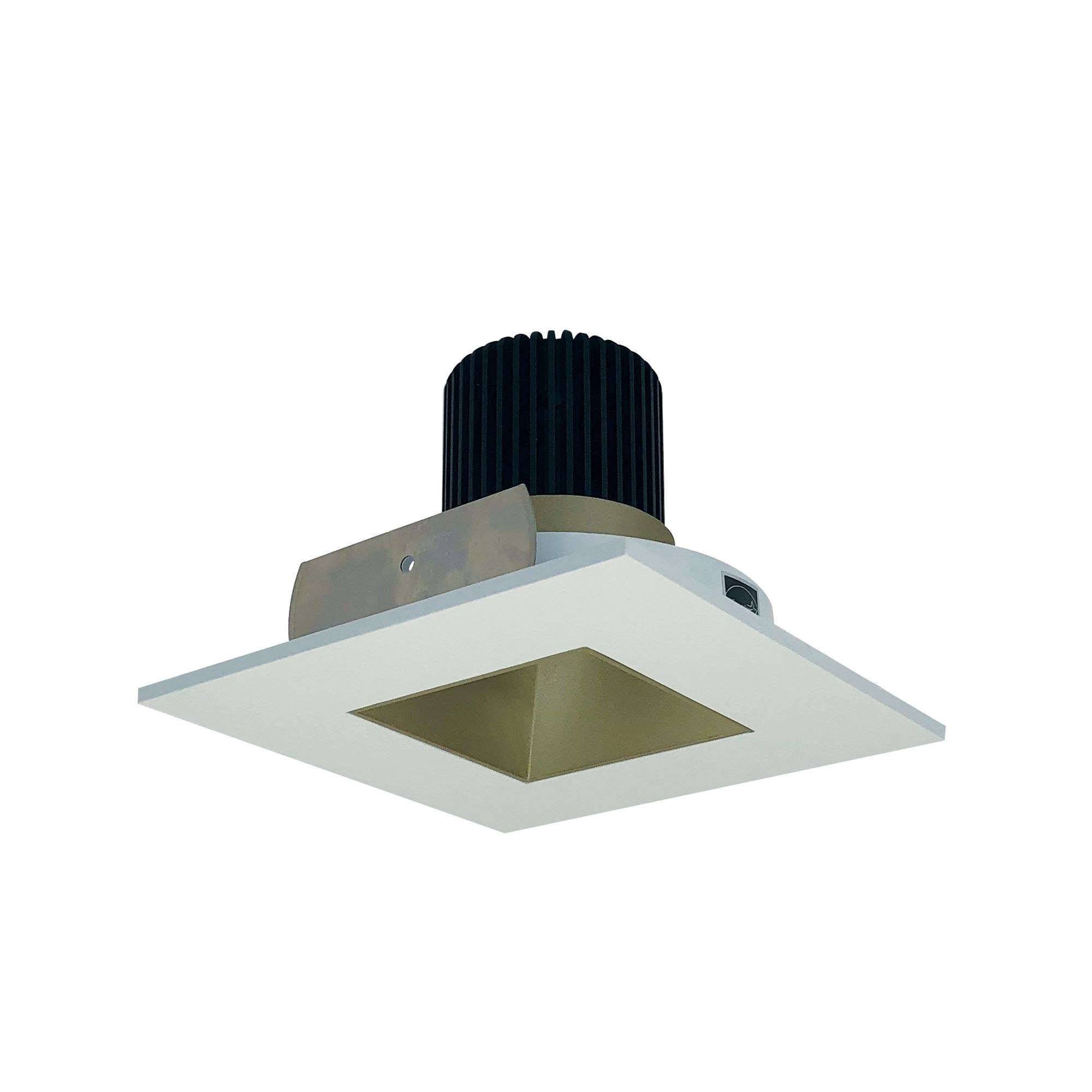 NIO-4SNDSQ27QCHMPW